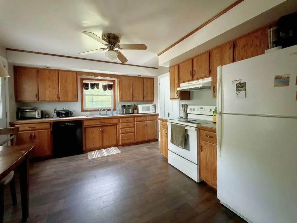 123 Madison Street Vassar City MI 48768
