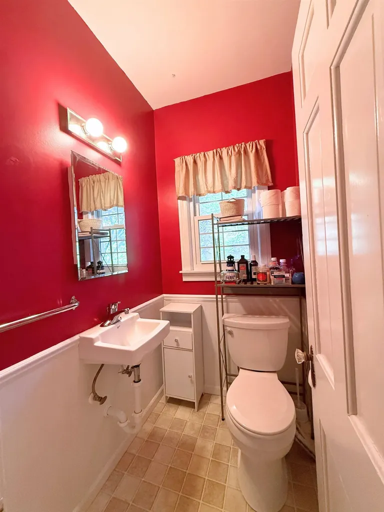 123 Madison Street Vassar City MI 48768