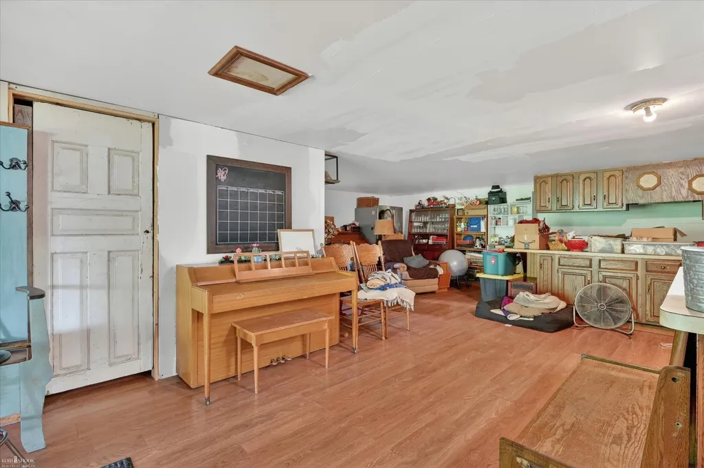 3477 Winegar Road Perry Township MI 48872