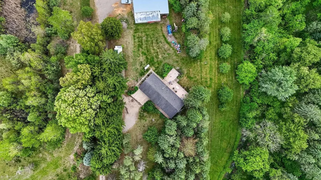 3477 Winegar Road Perry Township MI 48872
