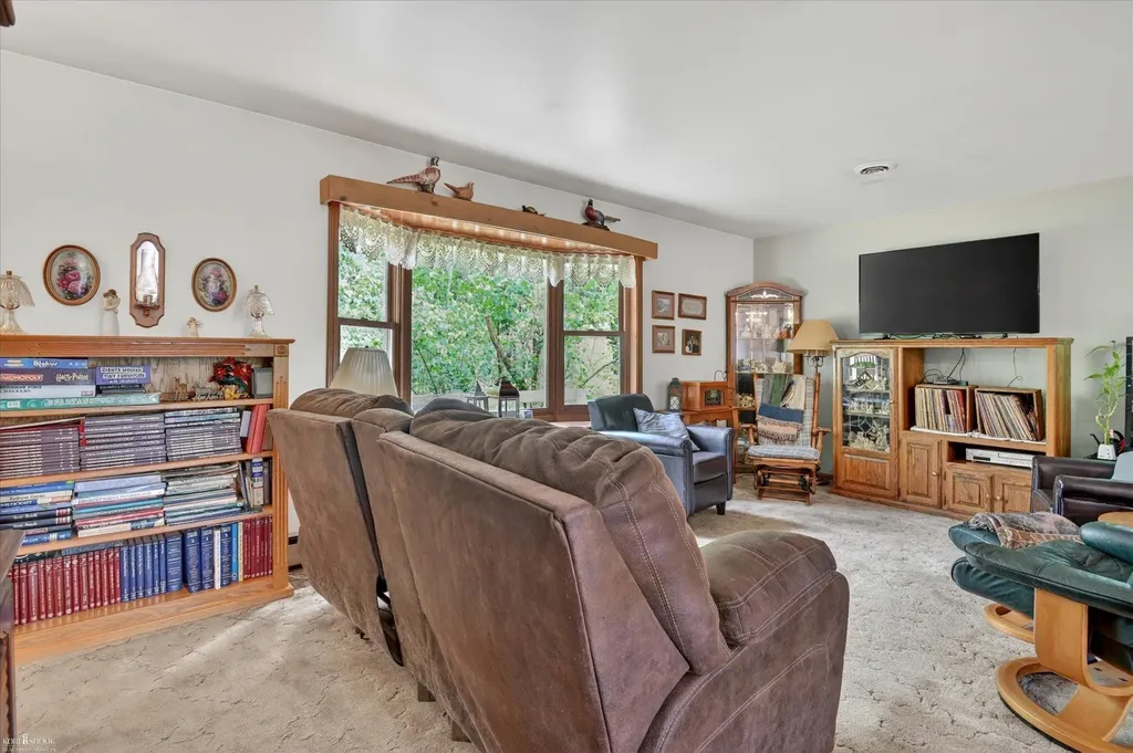3477 Winegar Road Perry Township MI 48872
