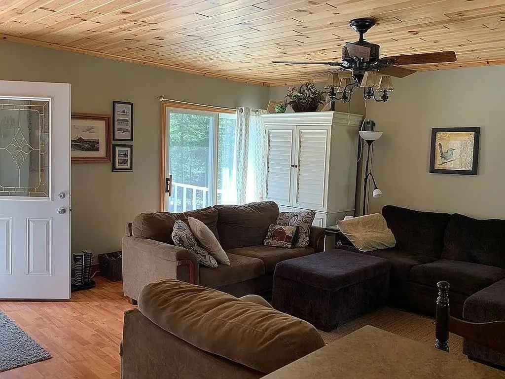302 Ponderosa Dr Street Green Township MI 49753