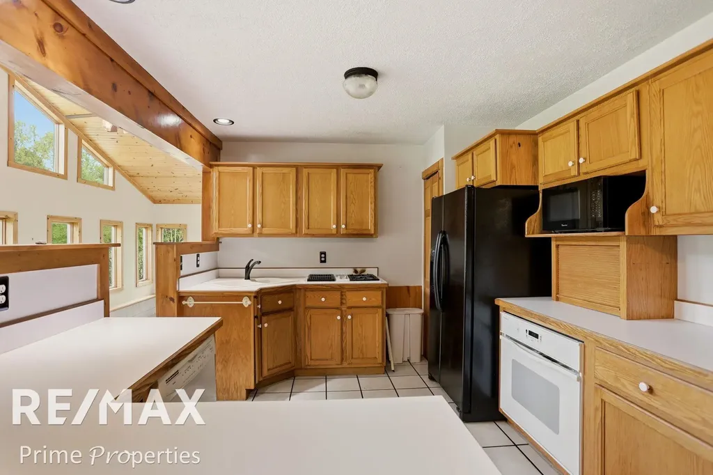 2081 Byrnes Drive Thetford Township MI 48420