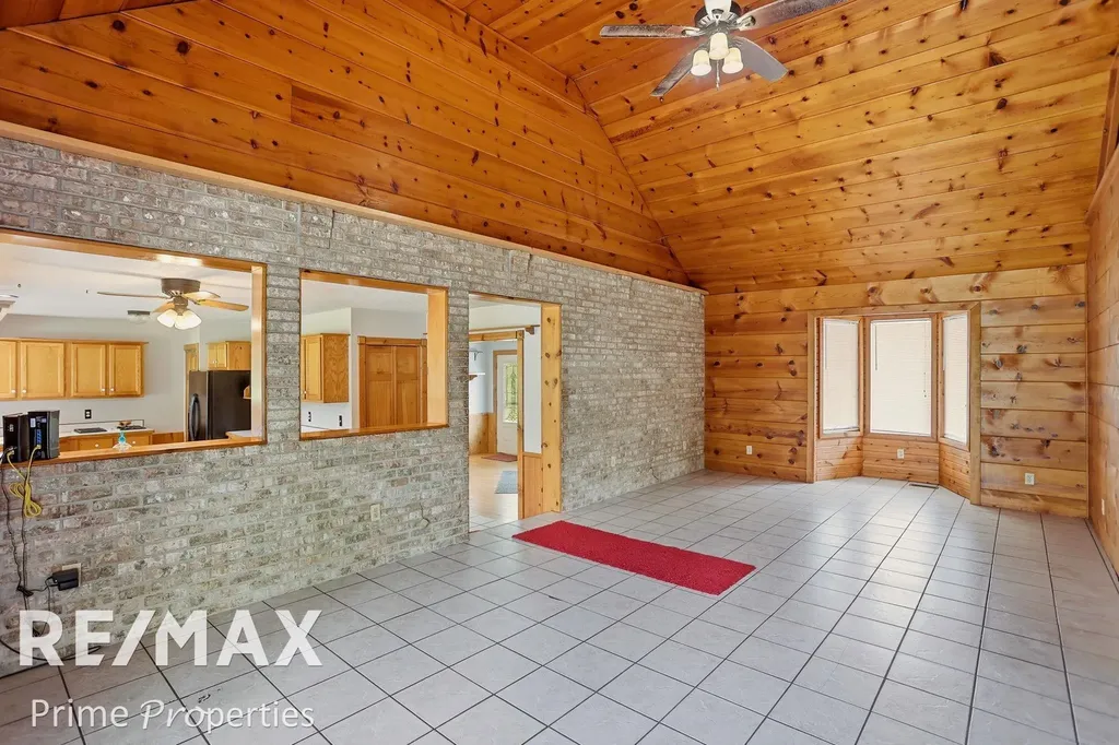 2081 Byrnes Drive Thetford Township MI 48420