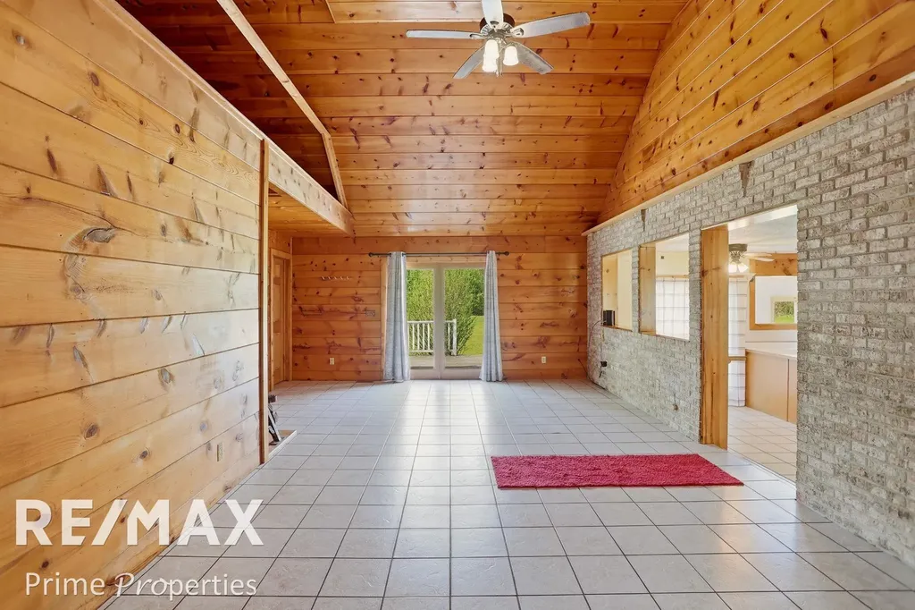 2081 Byrnes Drive Thetford Township MI 48420