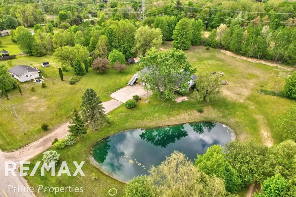 2081 Byrnes Drive Thetford Township MI 48420