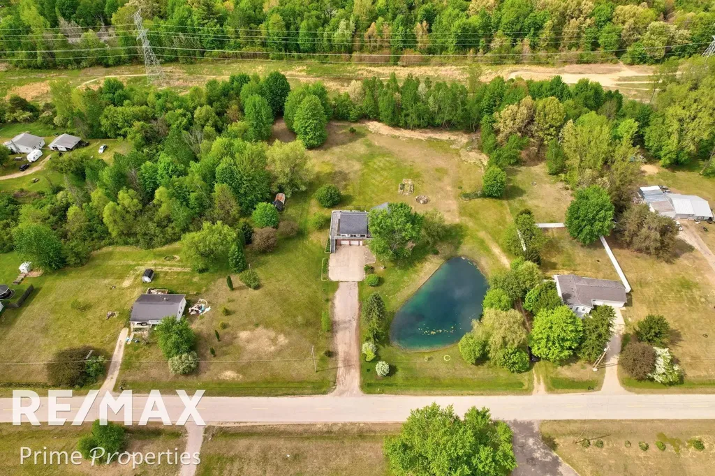 2081 Byrnes Drive Thetford Township MI 48420