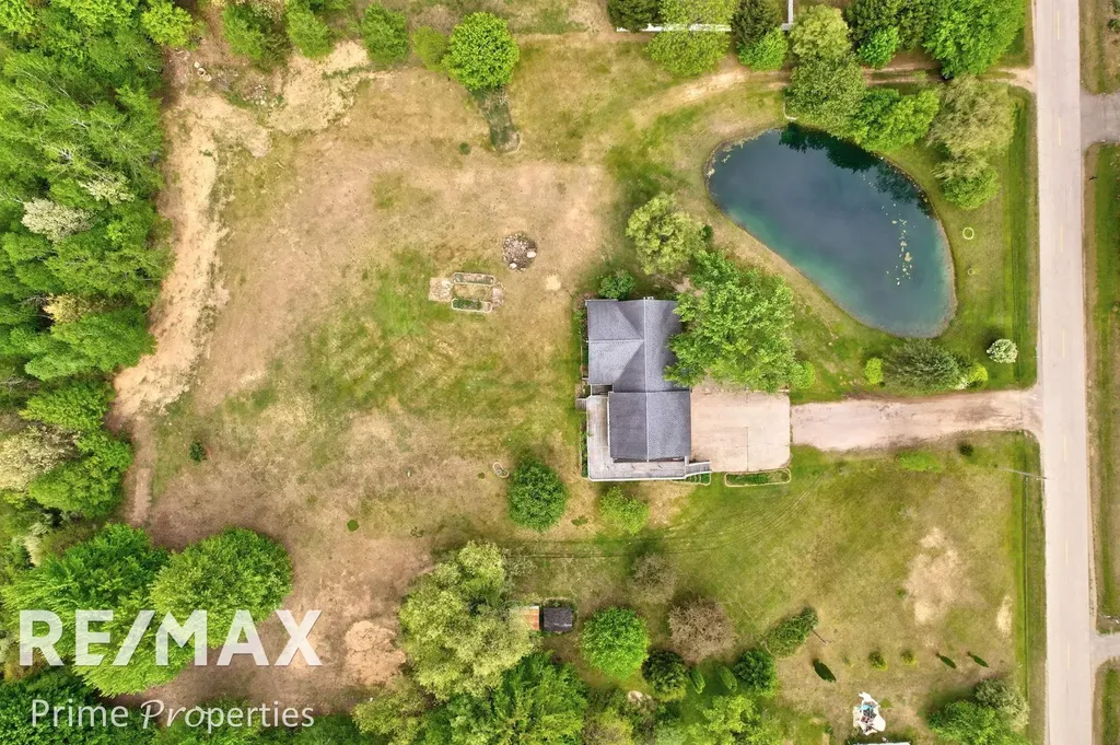 2081 Byrnes Drive Thetford Township MI 48420