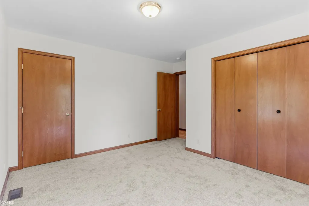 2445 E Lake Road Thetford Township MI 48420