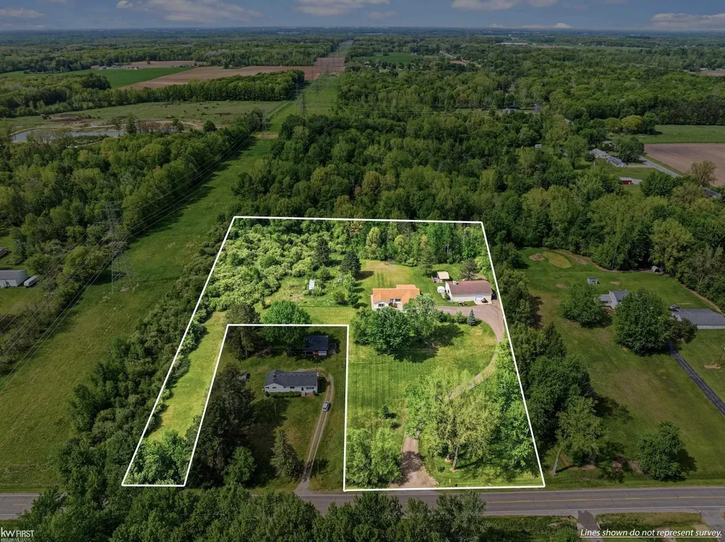2445 E Lake Road Thetford Township MI 48420