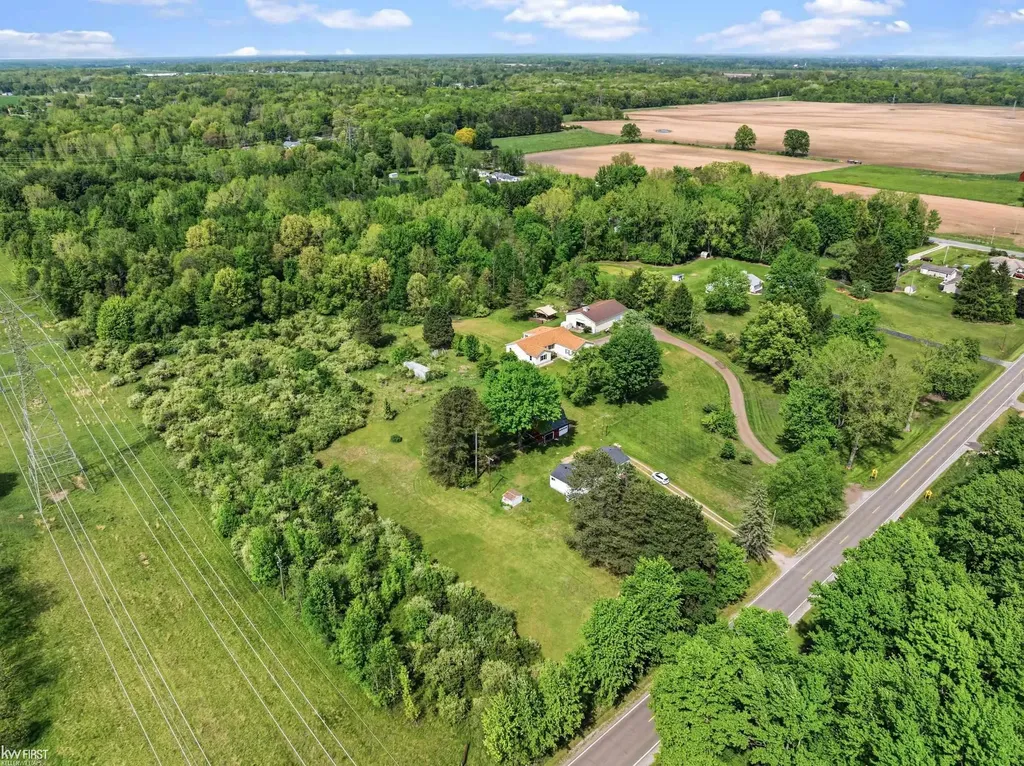 2445 E Lake Road Thetford Township MI 48420