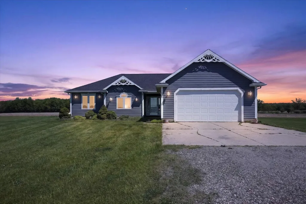 8580 W Hibbard Road Middlebury Township MI 48866
