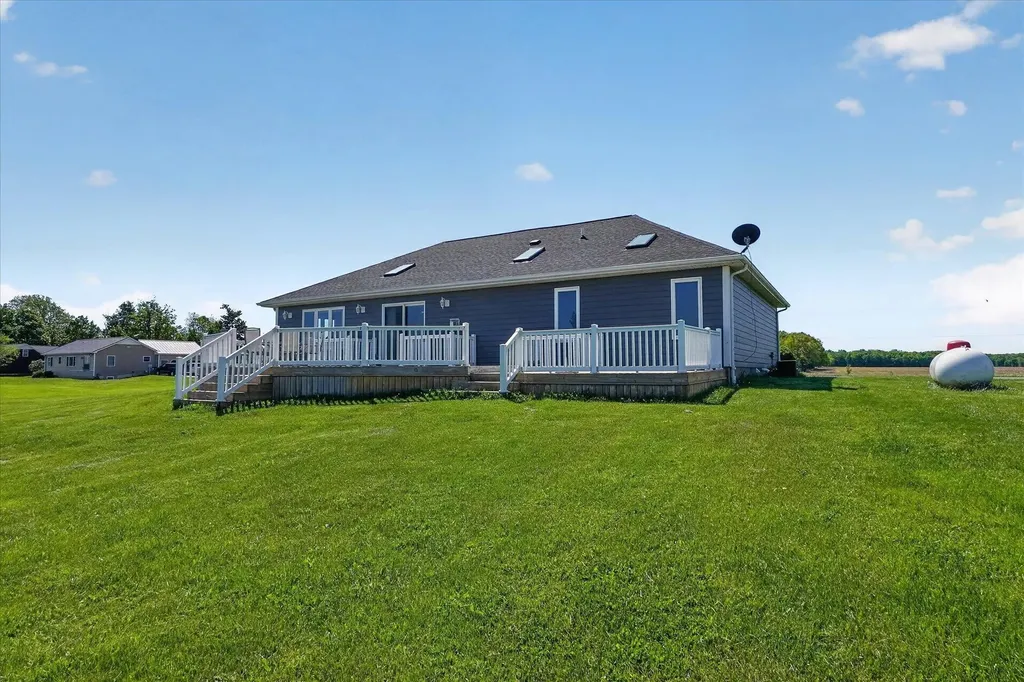 8580 W Hibbard Road Middlebury Township MI 48866