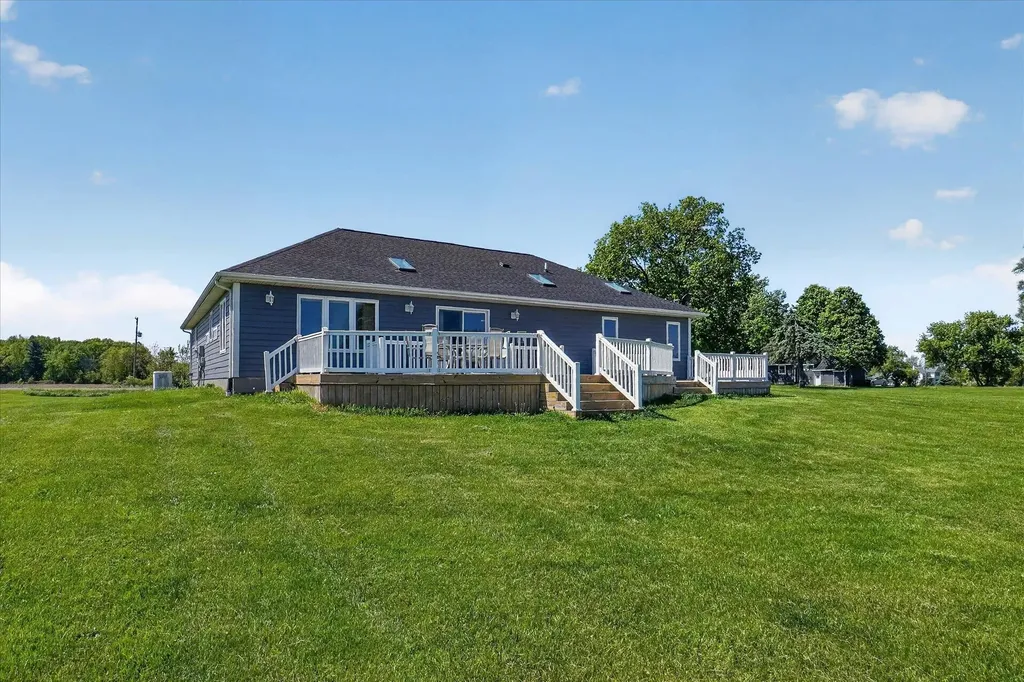 8580 W Hibbard Road Middlebury Township MI 48866
