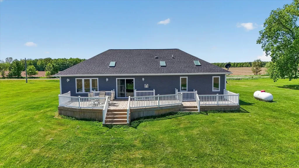8580 W Hibbard Road Middlebury Township MI 48866