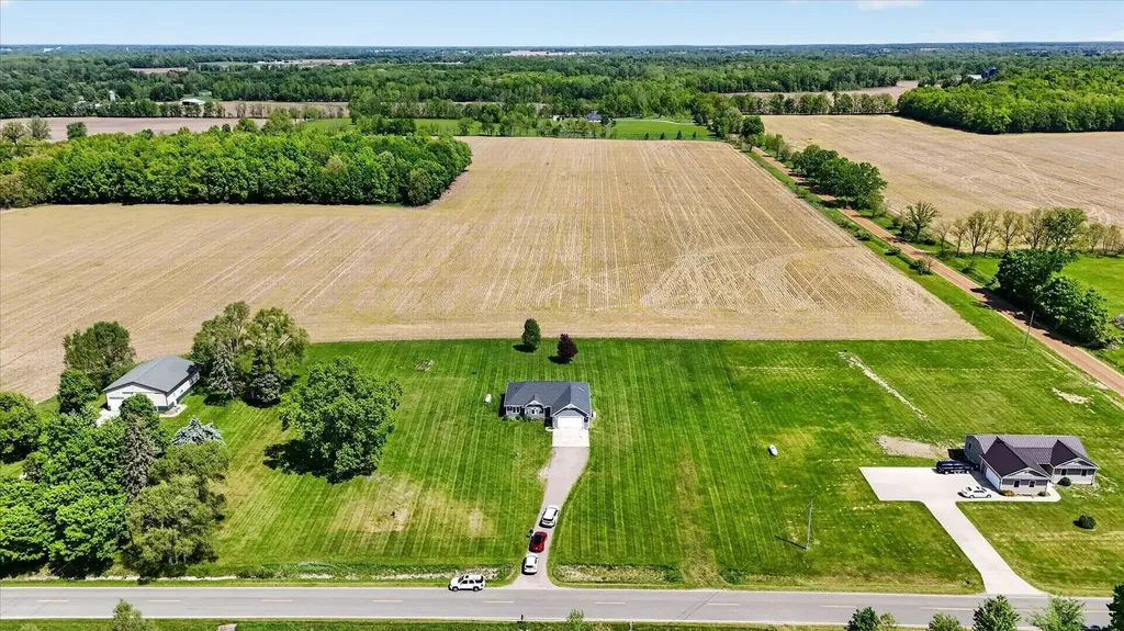 8580 W Hibbard Road Middlebury Township MI 48866