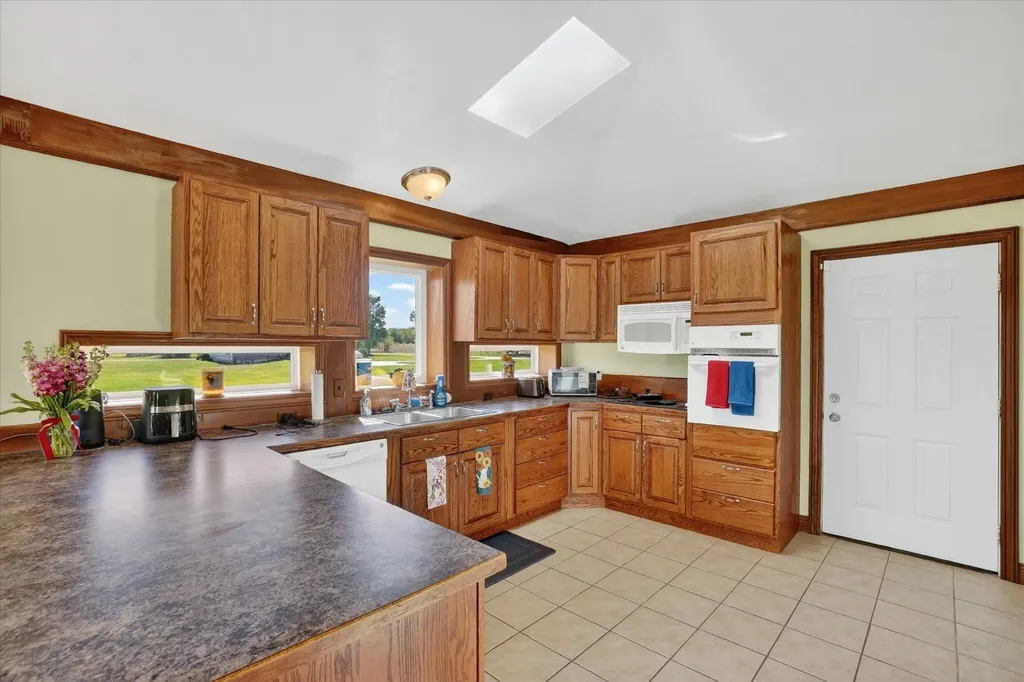 8580 W Hibbard Road Middlebury Township MI 48866