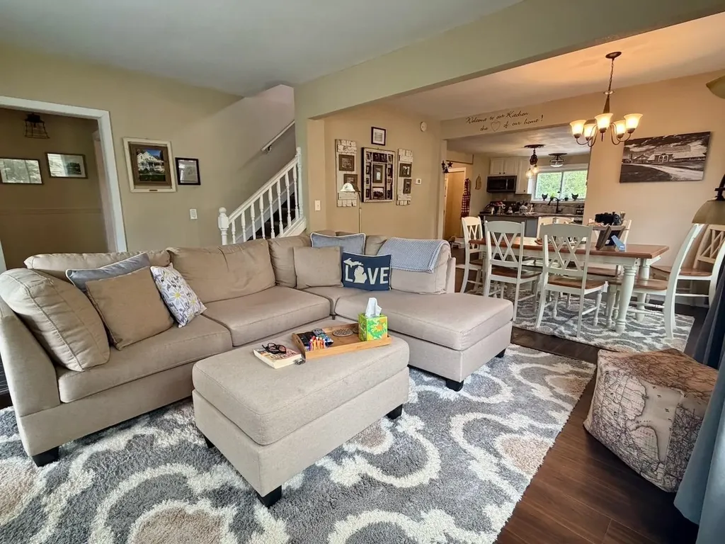202 Mackinaw Street Durand City MI 48429