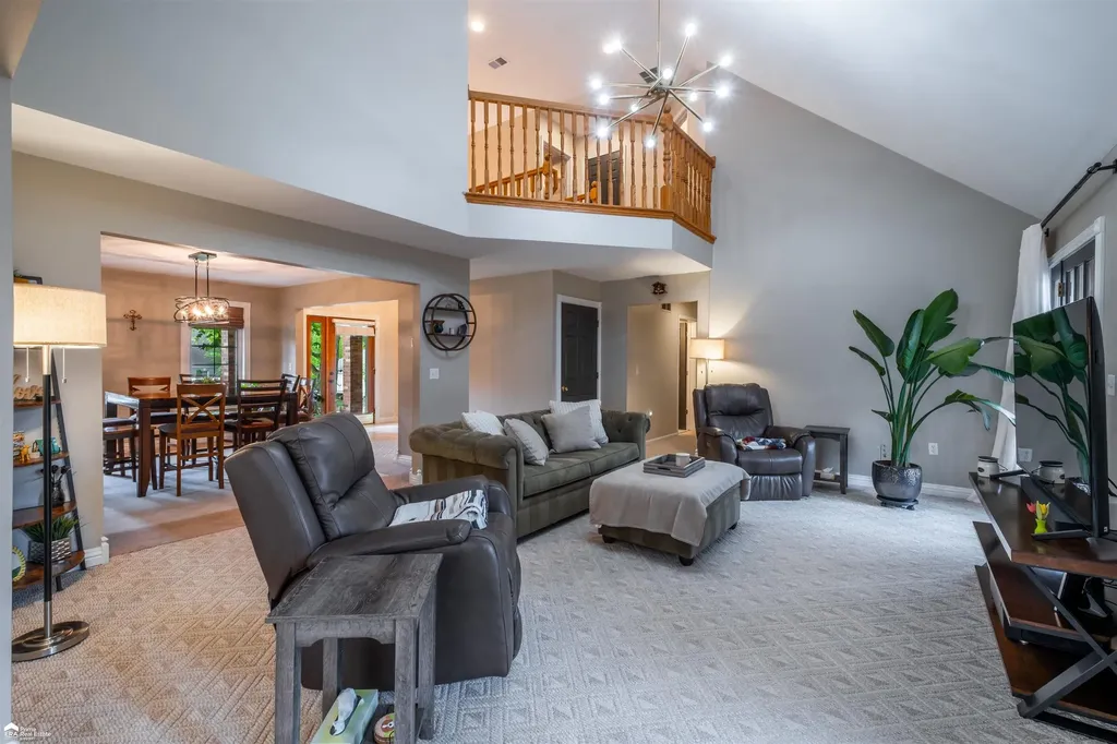 8201 Fountain View Drive Flushing Charter Township MI 48433