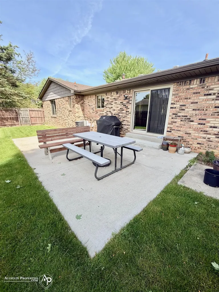 8468 Lippincott Boulevard Davison Township MI 48423