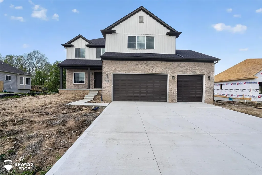 8080 Peninsula Circle Mundy Township MI 48439