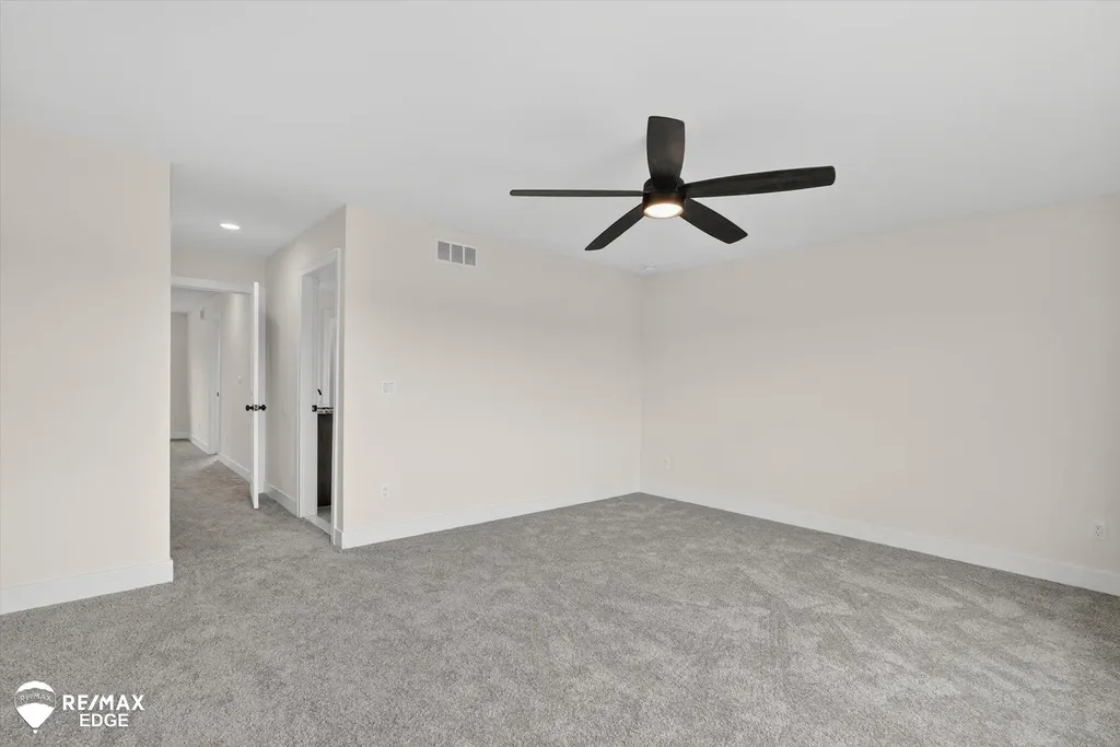 8080 Peninsula Circle Mundy Township MI 48439