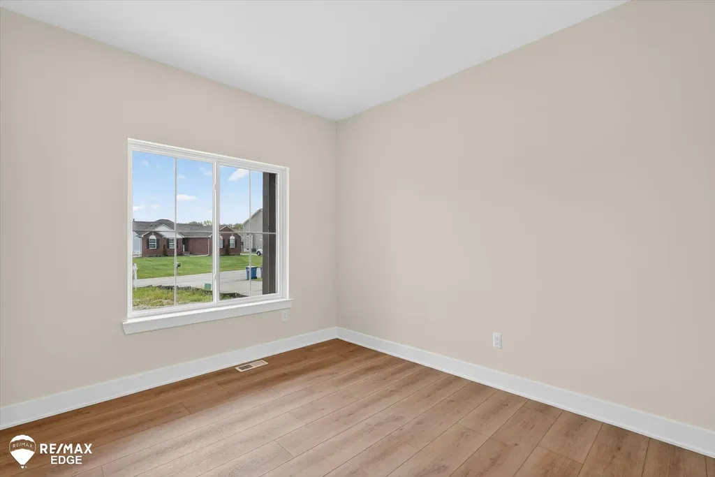 8080 Peninsula Circle Mundy Township MI 48439