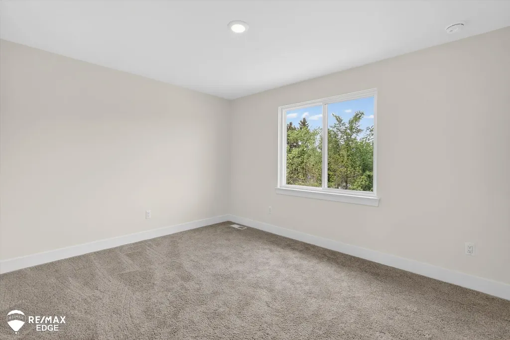 8080 Peninsula Circle Mundy Township MI 48439