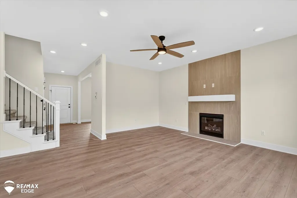 8080 Peninsula Circle Mundy Township MI 48439