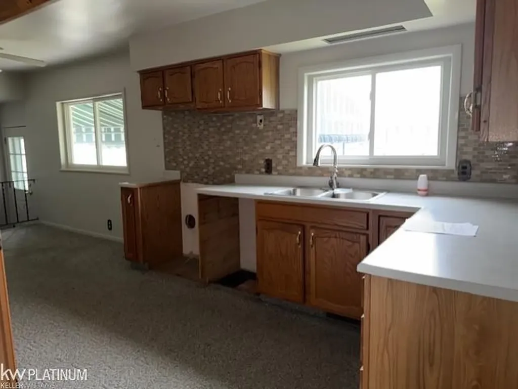 1303 23rd Street Port Huron City MI 48060