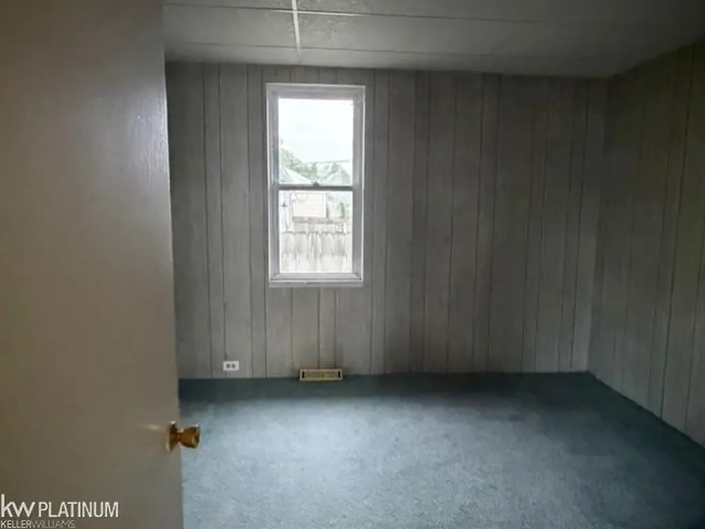 1303 23rd Street Port Huron City MI 48060