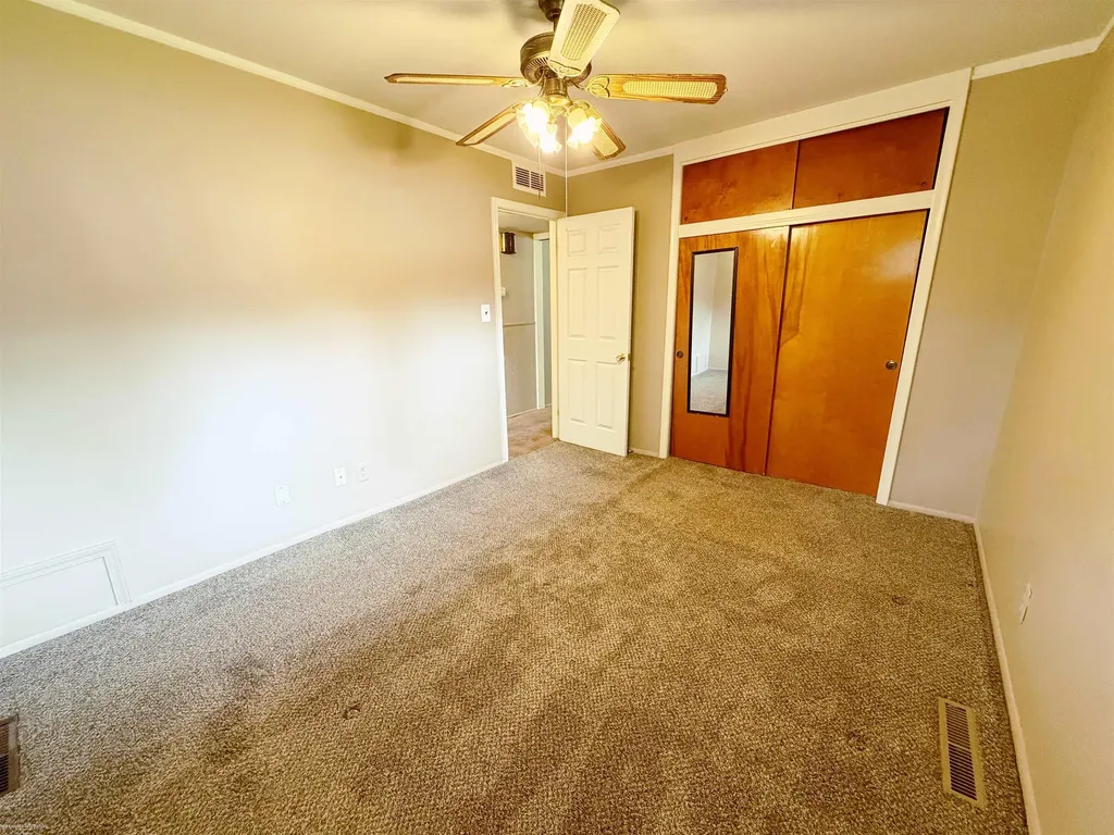 22431 Remick Drive Clinton Charter Township MI 48035