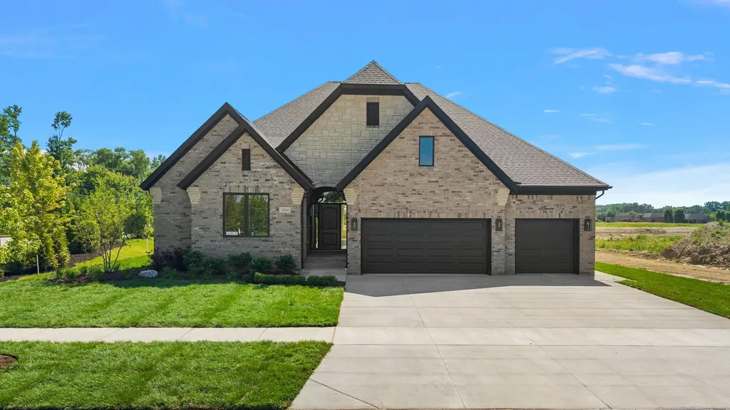 54946 Rose Terrace Drive Shelby Charter Township MI 48316