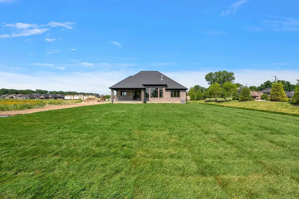54946 Rose Terrace Drive Shelby Charter Township MI 48316