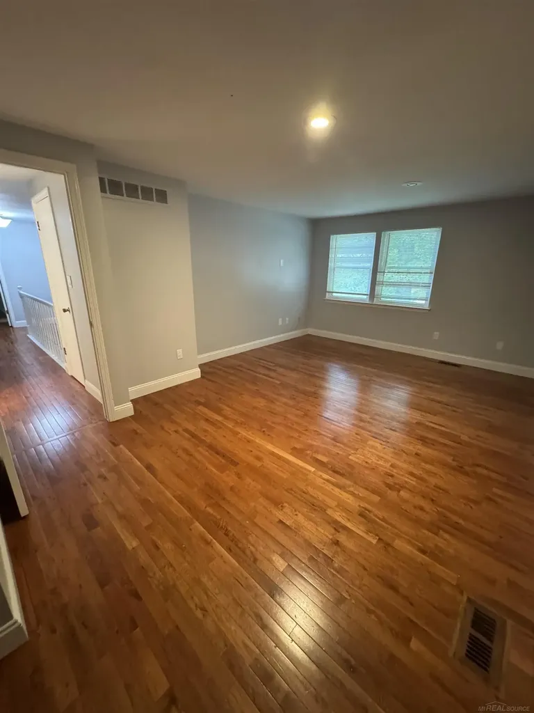 34711 Valley Forge Drive Farmington City MI 48331