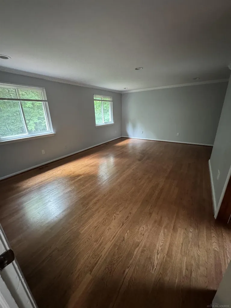 34711 Valley Forge Drive Farmington City MI 48331