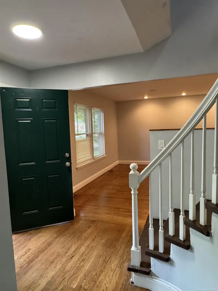 34711 Valley Forge Drive Farmington City MI 48331