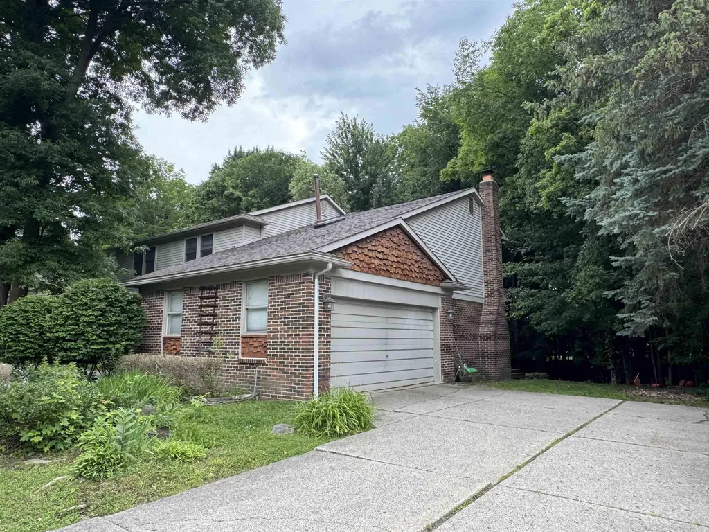 34711 Valley Forge Drive Farmington City MI 48331