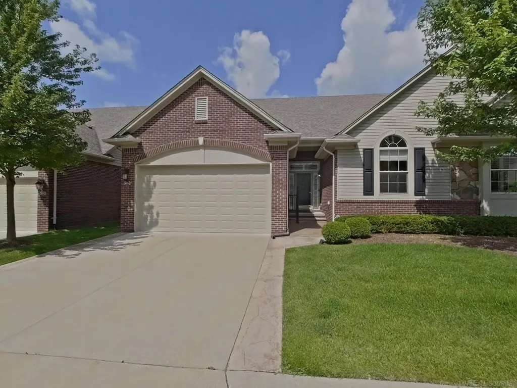 50041 Watling Street Shelby Charter Township MI 48317