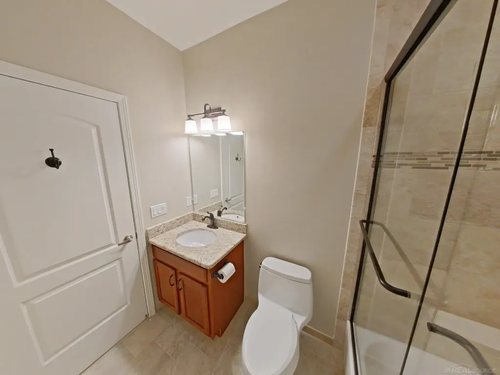 50041 Watling Street Shelby Charter Township MI 48317