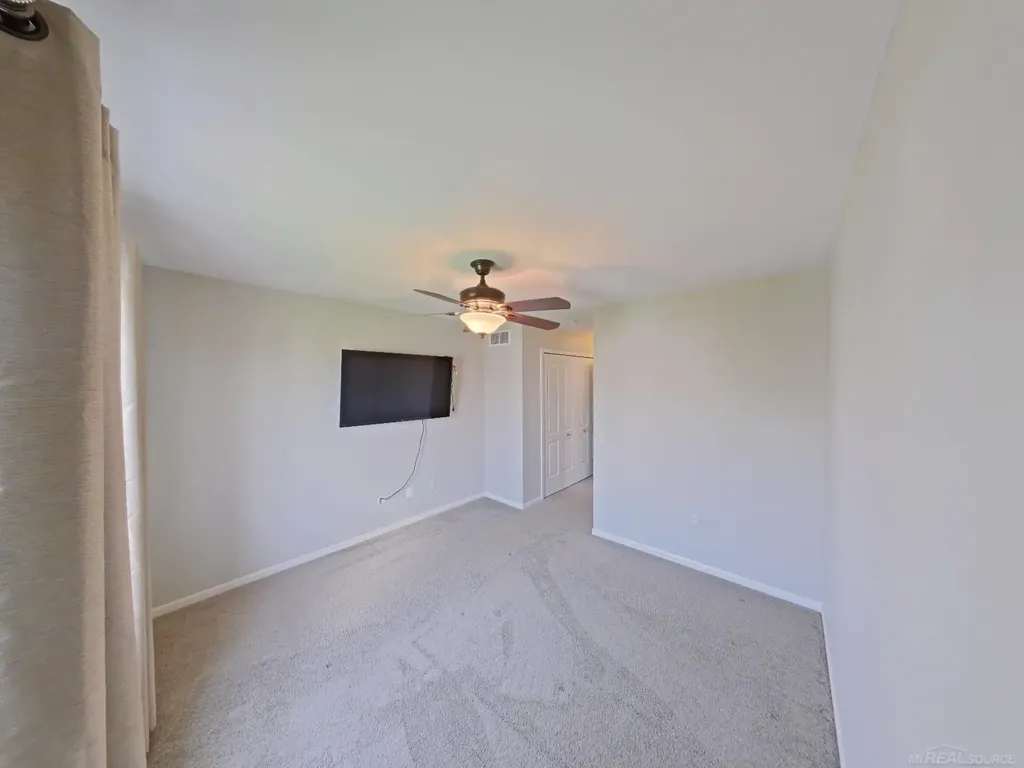 50041 Watling Street Shelby Charter Township MI 48317