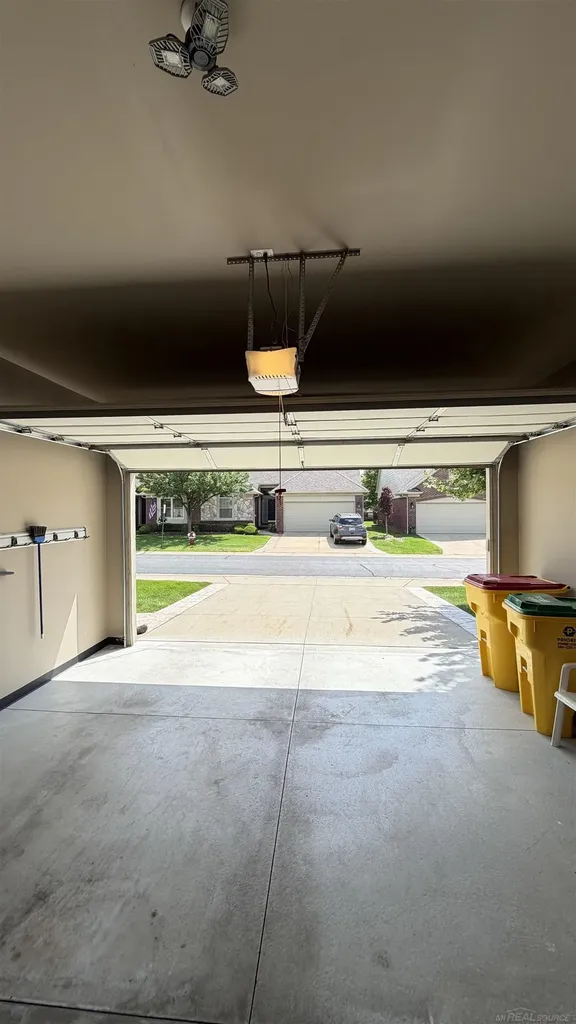 50041 Watling Street Shelby Charter Township MI 48317