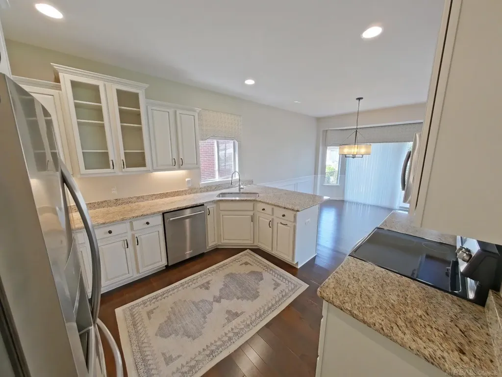 50041 Watling Street Shelby Charter Township MI 48317