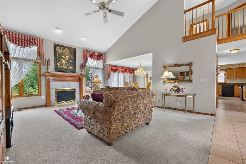 46640 Glen Pointe Drive Shelby Charter Township MI 48315