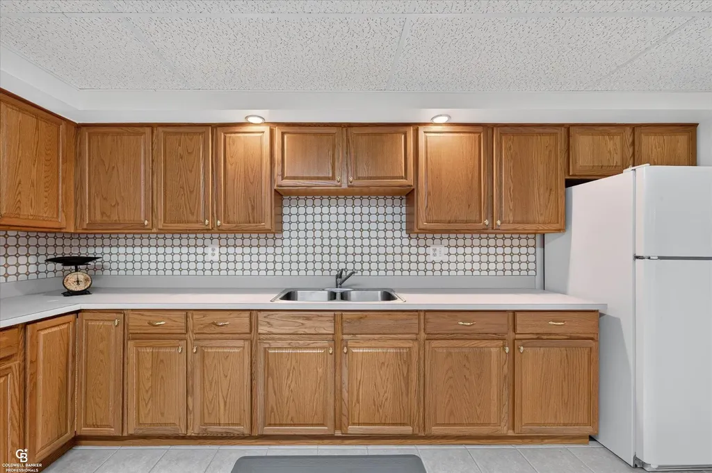46640 Glen Pointe Drive Shelby Charter Township MI 48315