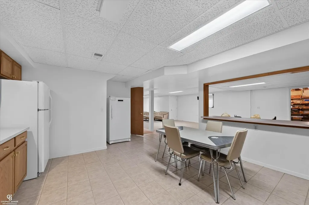 46640 Glen Pointe Drive Shelby Charter Township MI 48315