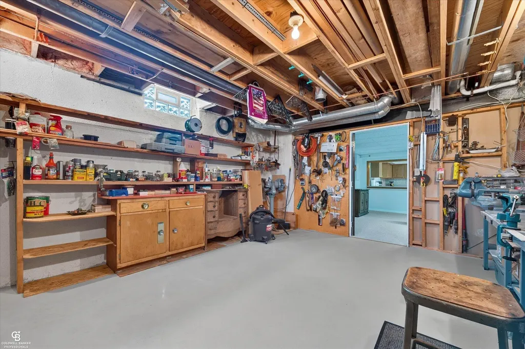 46640 Glen Pointe Drive Shelby Charter Township MI 48315
