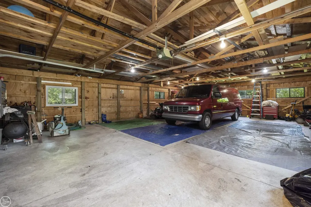 5248 Brookside Drive Shelby Charter Township MI 48316