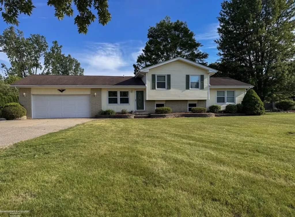 7894 Lantern Drive Almont Township MI 48003