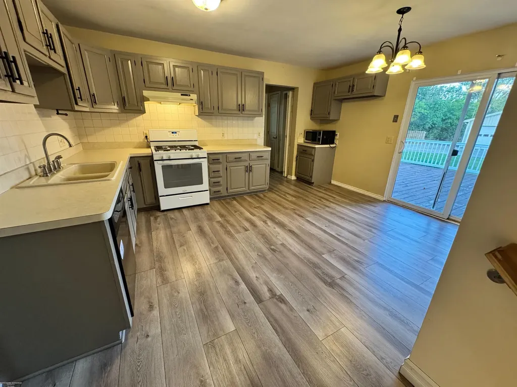 7894 Lantern Drive Almont Township MI 48003